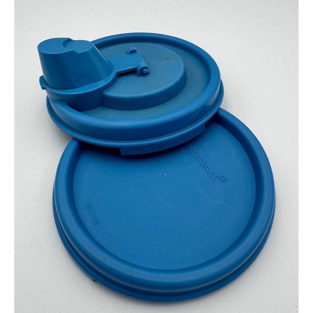 Vintage Tupperware Blue Round Lid 1607 & Flip-Top Pour Cap Replacement Lot